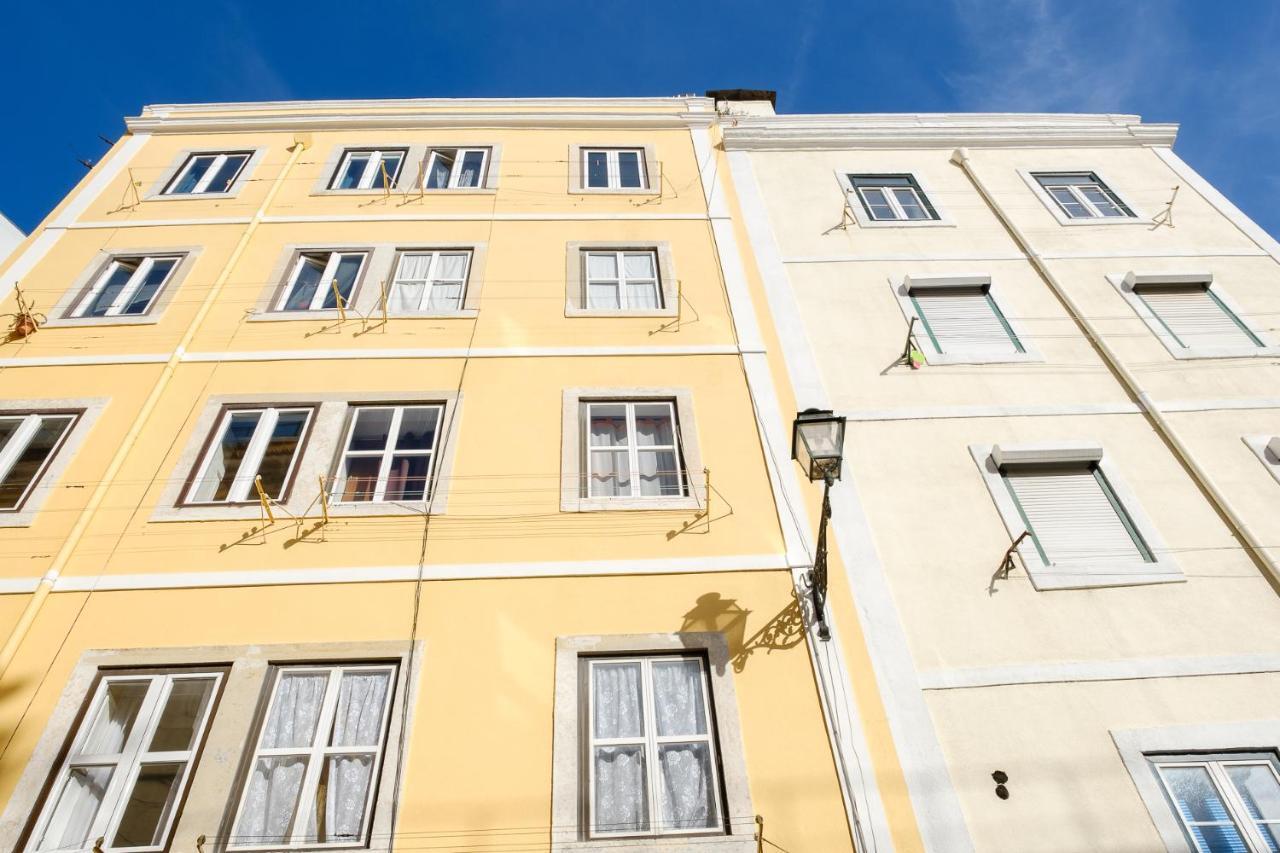 Colourful Alfama Apartment Lisboa Exteriör bild