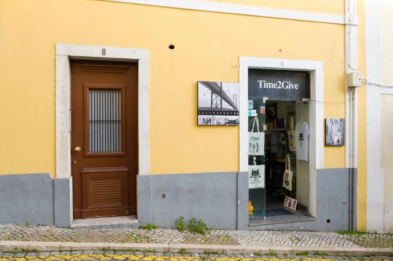 Colourful Alfama Apartment Lisboa Exteriör bild