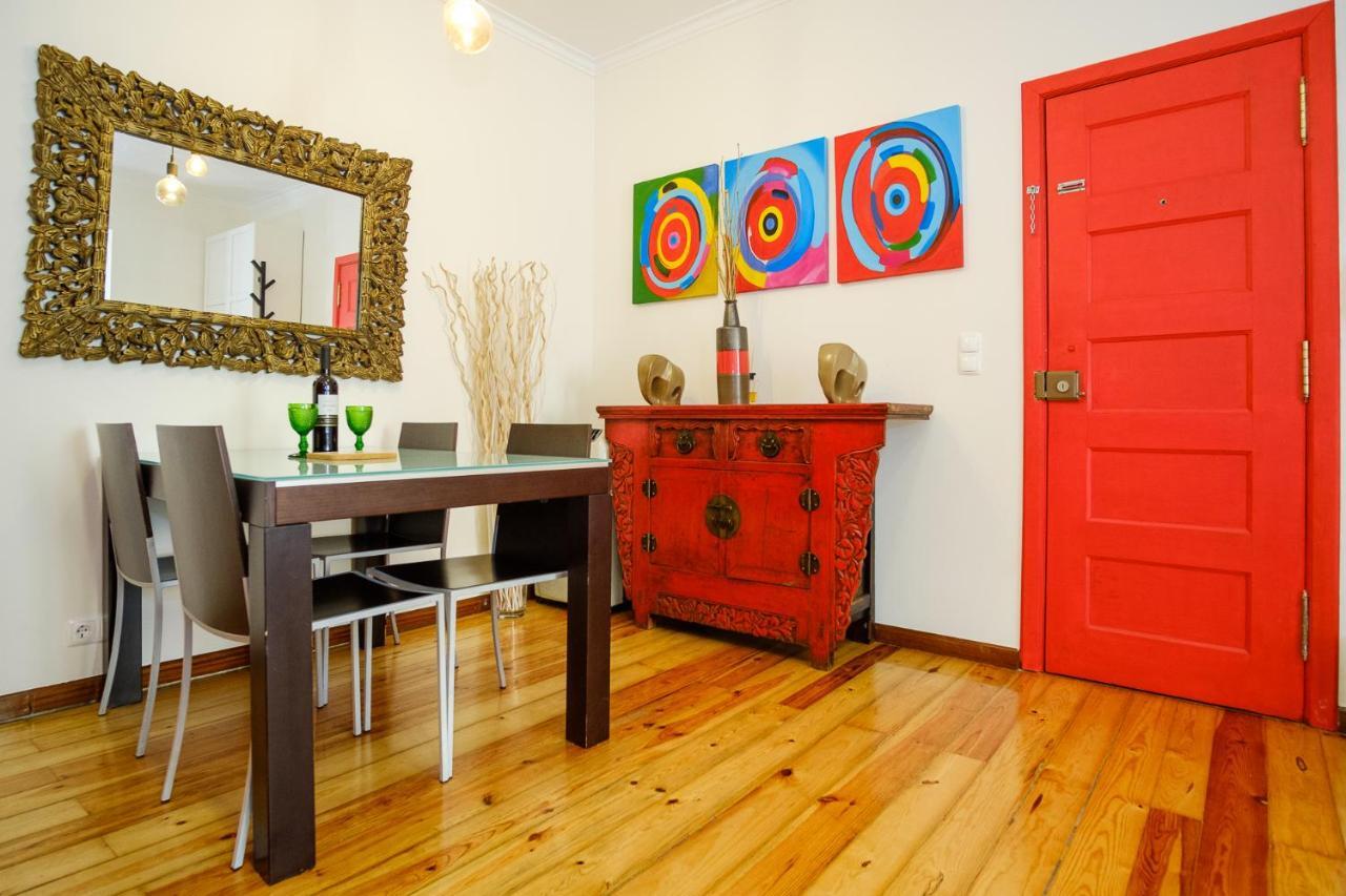 Colourful Alfama Apartment Lisboa Exteriör bild